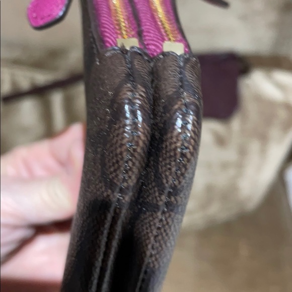 Coach wristlet brown print raspberry accents nwot - Picture 7 of 10